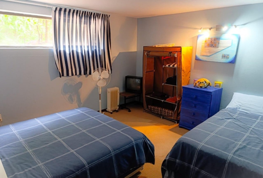 6 Bedroom Property for Sale in Boschenvaal River Front Lodges Free State